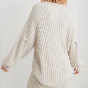 Aerie Cozy Cream Ribbed Sweater
